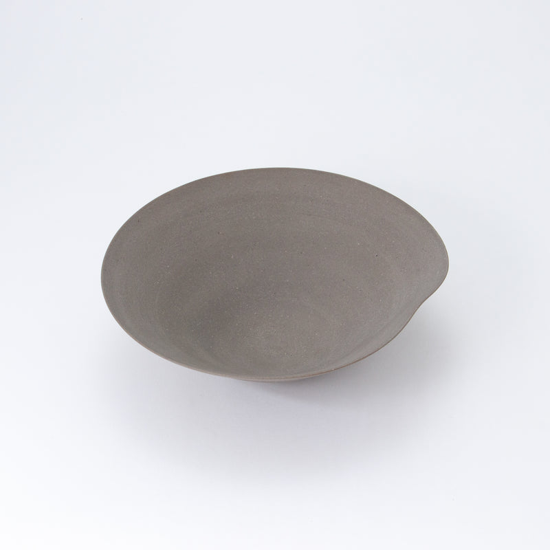 Bisui Ishikawa Folded Rim Bowl 21cm Yakishime (unglazed)