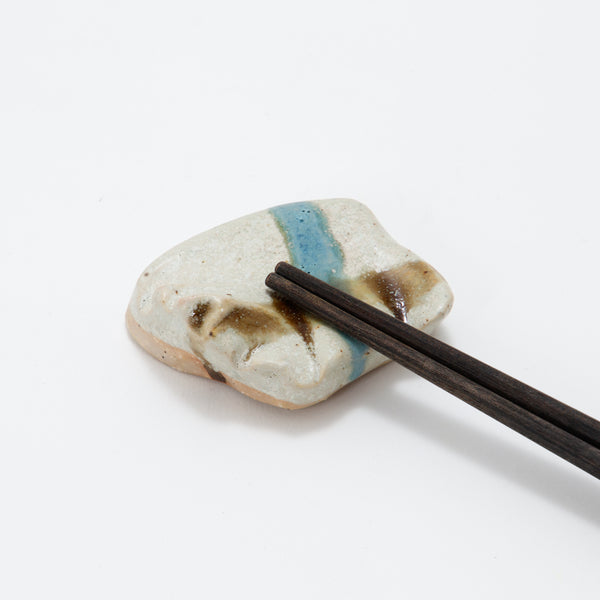 Ayoo Chopstick Rest #10