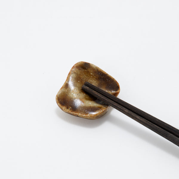 Ayoo Chopstick Rest #11