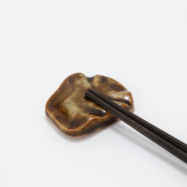 Ayoo Chopstick Rest #16