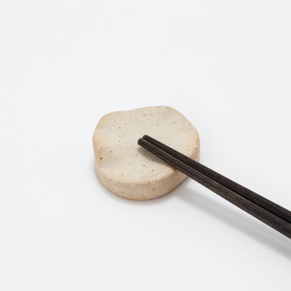 Ayoo Chopstick Rest #19