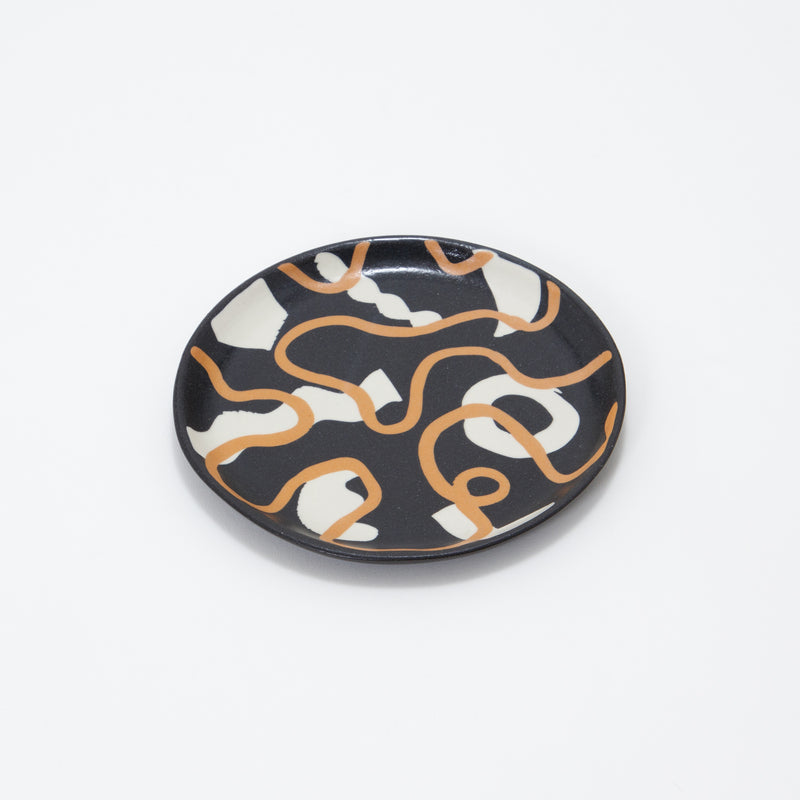 Reiko Egawa Plate S Black