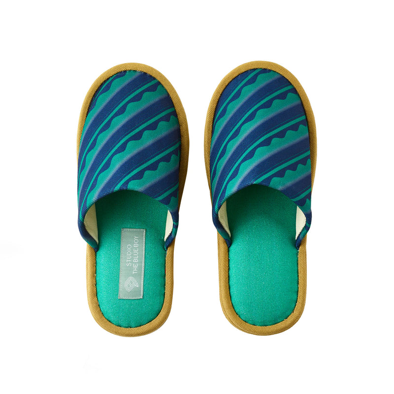 "STUDIO THE BLUE BOY" Canvas Home Shoes - Waterfall cascade