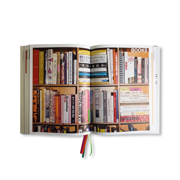 STUFF : A NEW YORK LIFE OF CULTURAL CHAOS by Kim Hastreiter