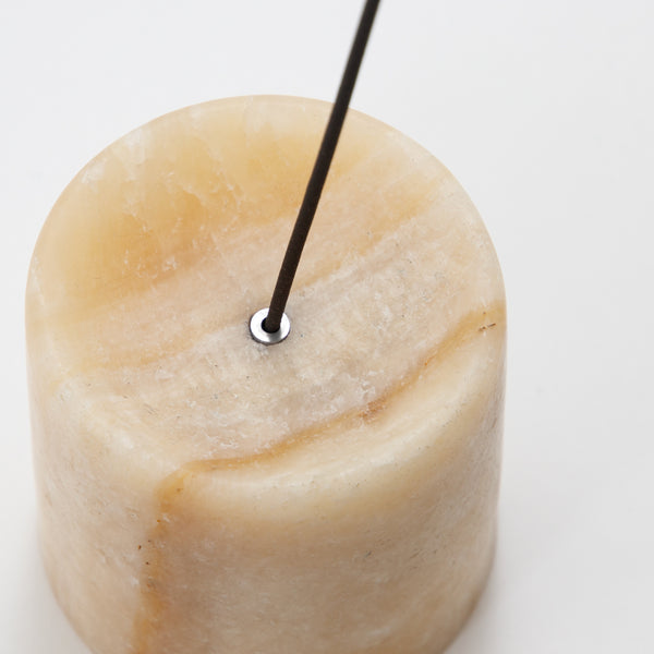 GF&CO. Marble Incense Stand Light-Onyx (short)