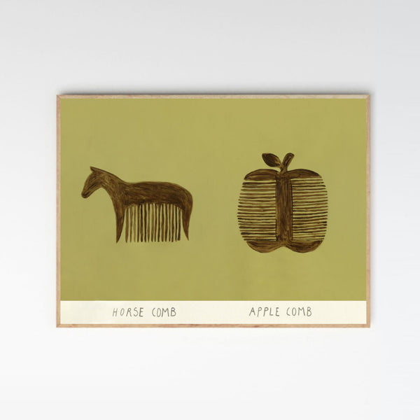 Horse and Apple Comb by Isabelle Vandeplassche