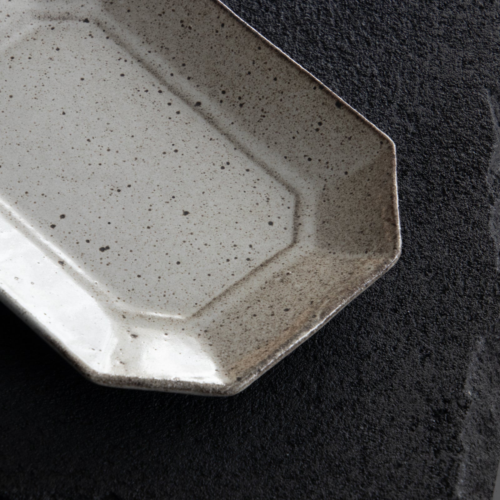 fru 八角皿 18.5cm White – GENERAL FURNISHINGS & CO. fru 八角皿 18.5cm White – GENERAL FURNISHINGS & CO.