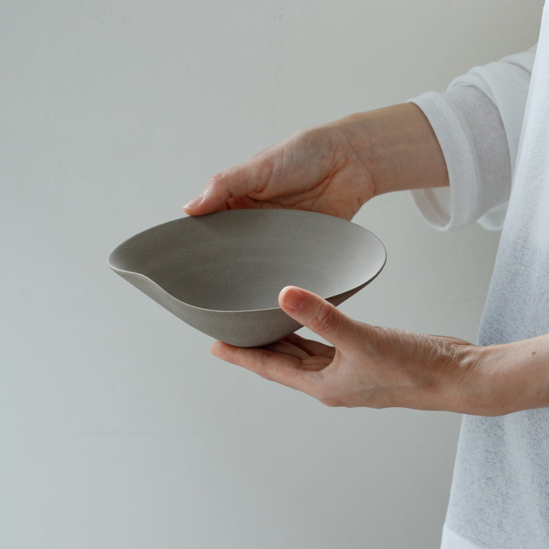 Bisui Ishikawa Folded Rim Bowl 16cm Yakishime (unglazed)